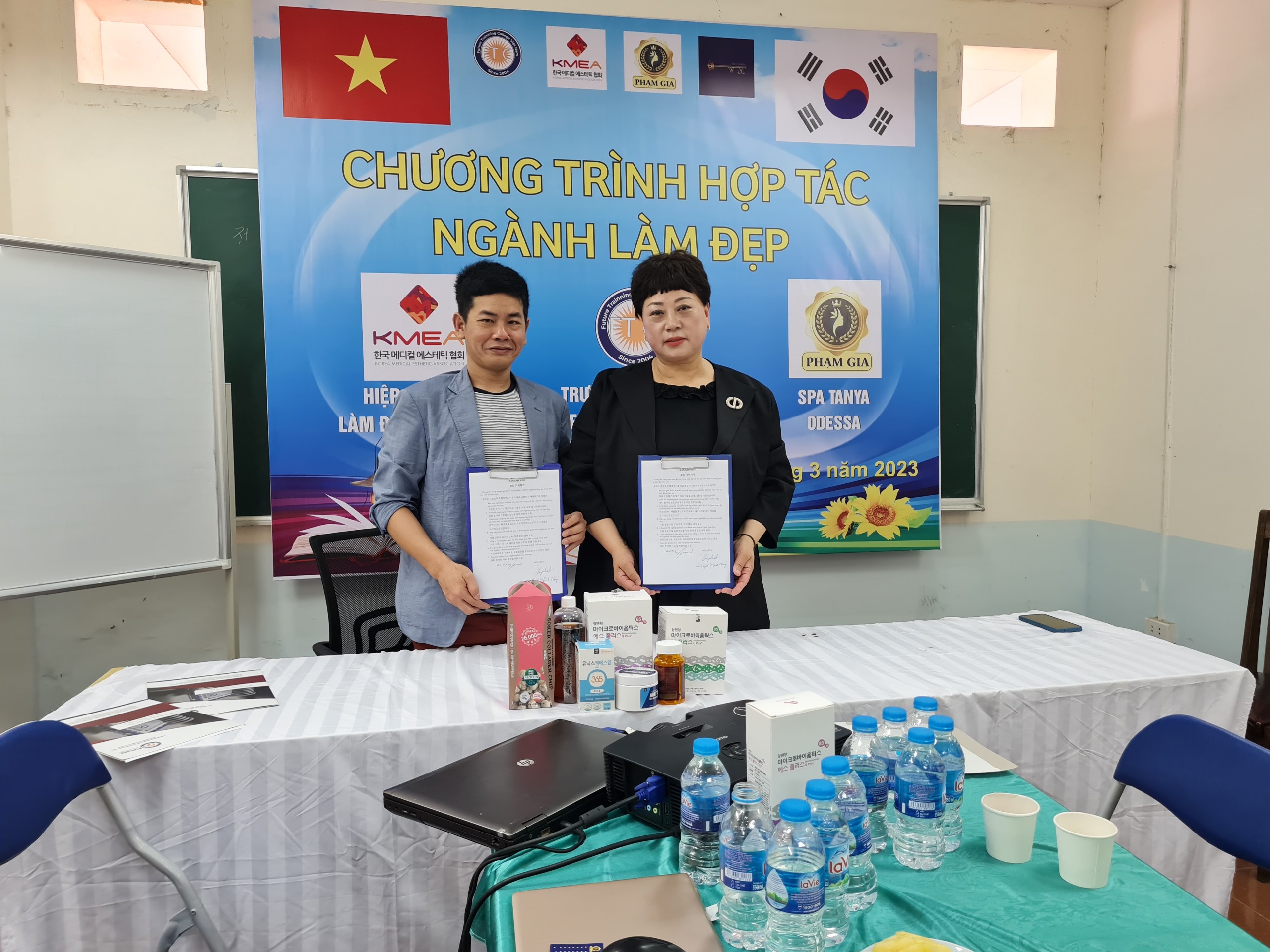 chuong-trinh-hop-tac-chuyen-nganh-lam-dep
